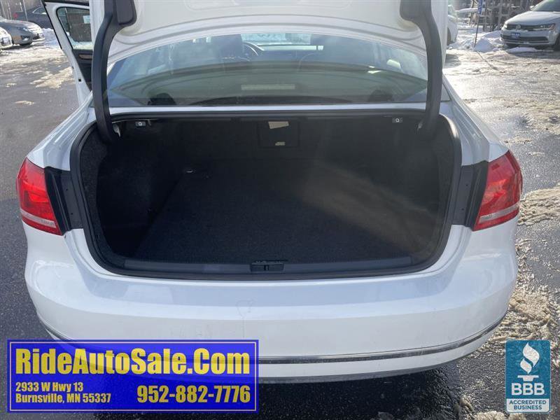 Used 2013 Volkswagen Passat 2.5 SEL image 32