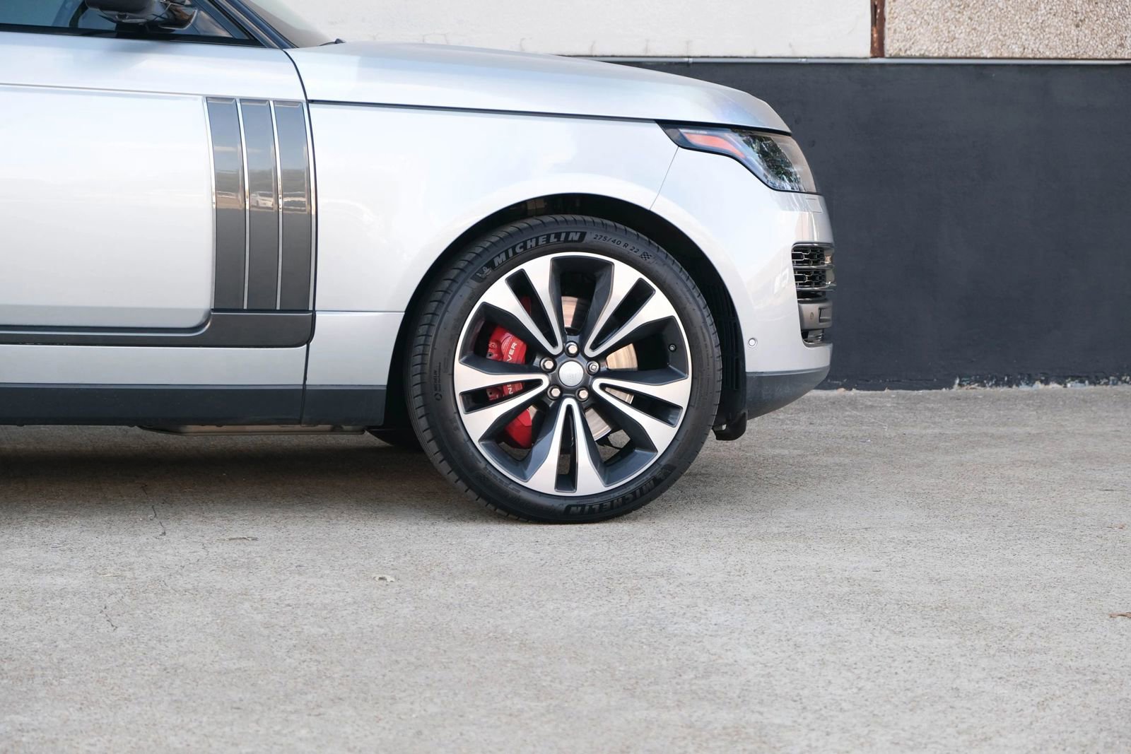 Used 2020 Land Rover Range Rover SV Autobiography Dynamic image 13