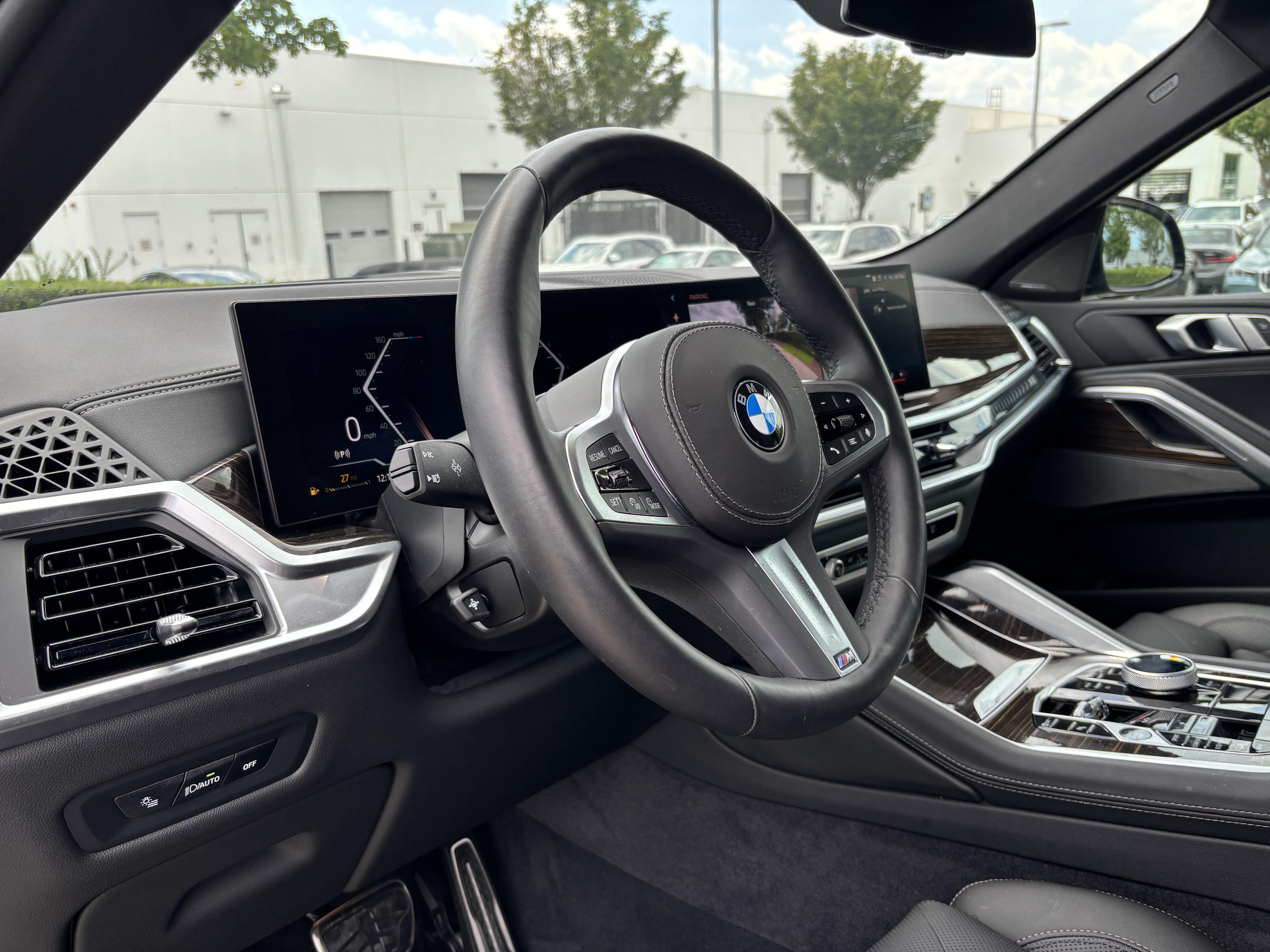 Certified 2026 BMW X6 xDrive40i AWD/4WD image 17