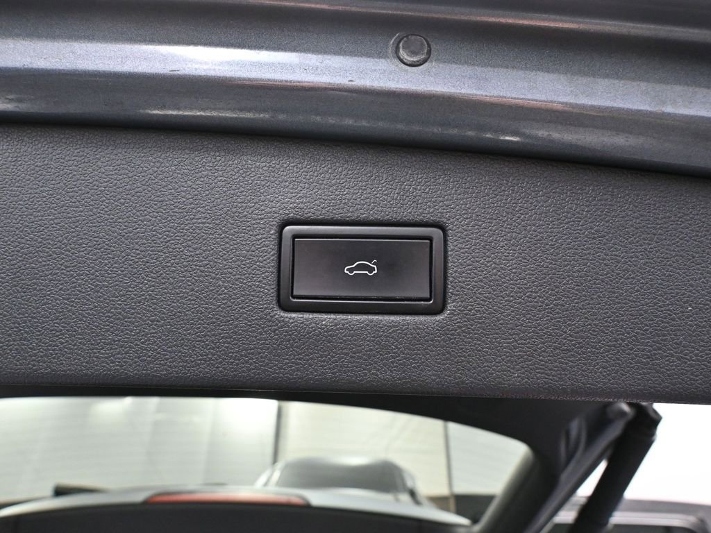 Used 2019 Volkswagen Tiguan SEL Premium R-Line image 41