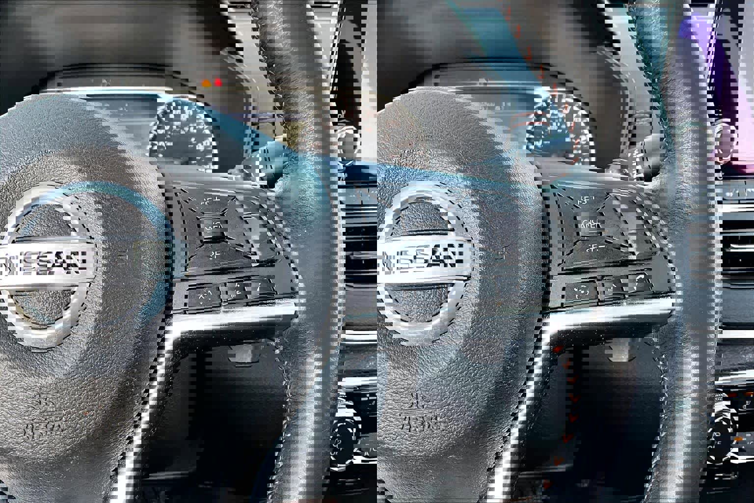 Used 2022 Nissan Altima 2.0 SR image 23