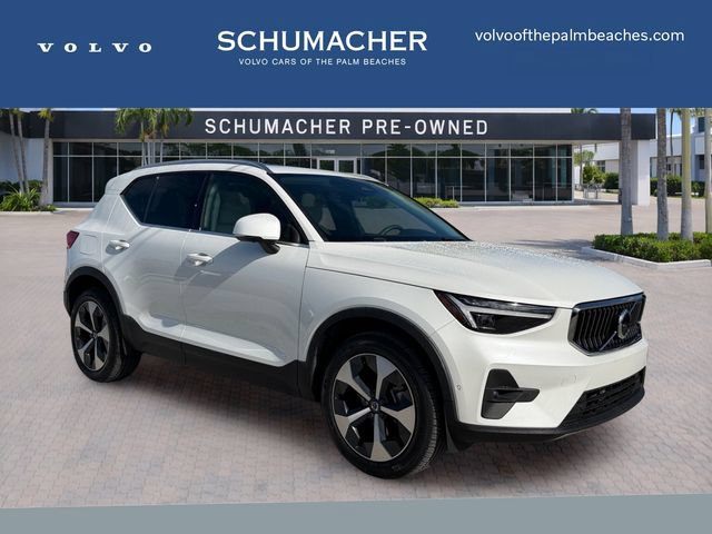 Certified 2024 Volvo XC40 B5 Plus w/ Protection Package AWD/4WD image 1