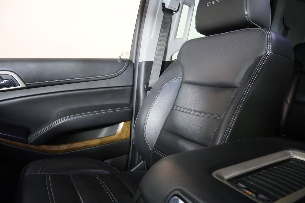 Used 2018 GMC Yukon Denali image 26