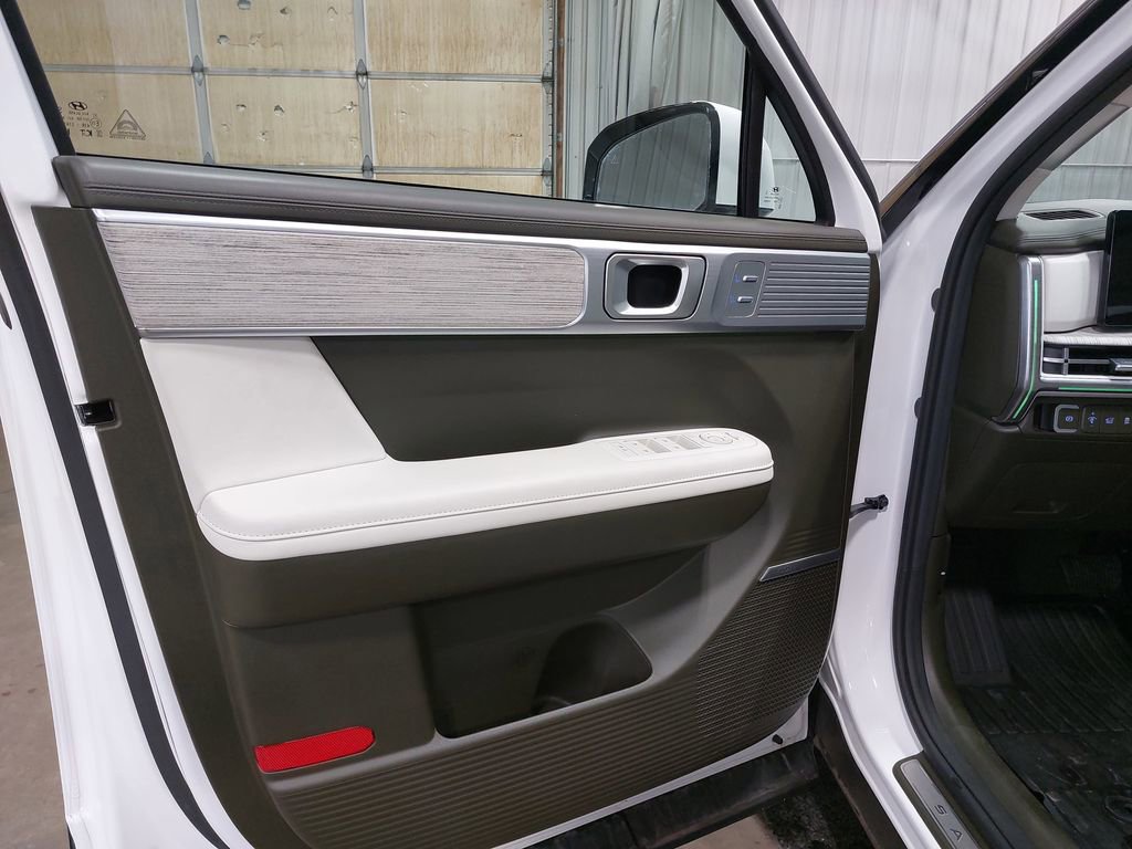 Certified 2025 Hyundai Santa Fe Calligraphy image 28