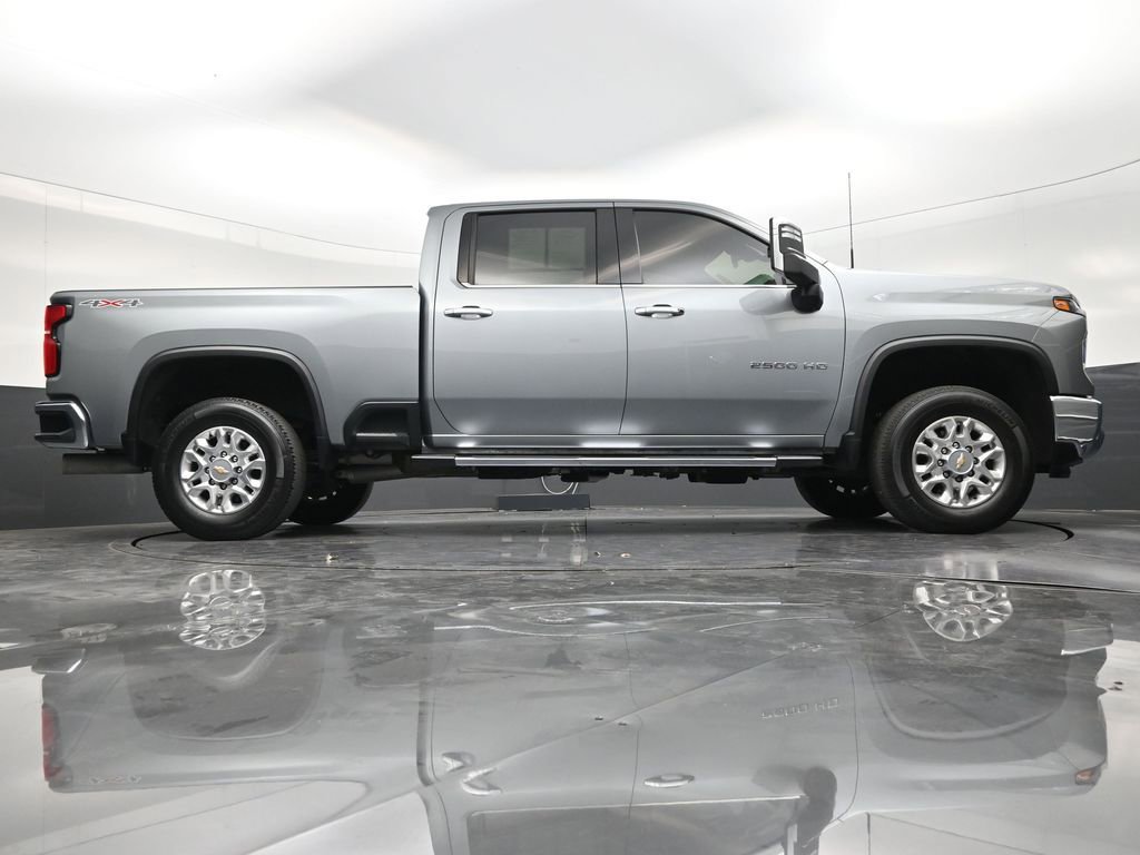 Used 2024 Chevrolet Silverado 2500 LTZ w/ LTZ Convenience Package AWD/4WD image 25