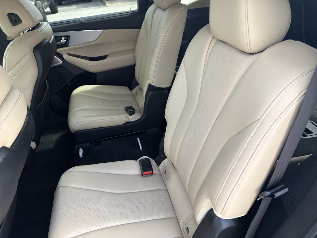Used 2026 Acura MDX w/ Technology Package FWD image 12