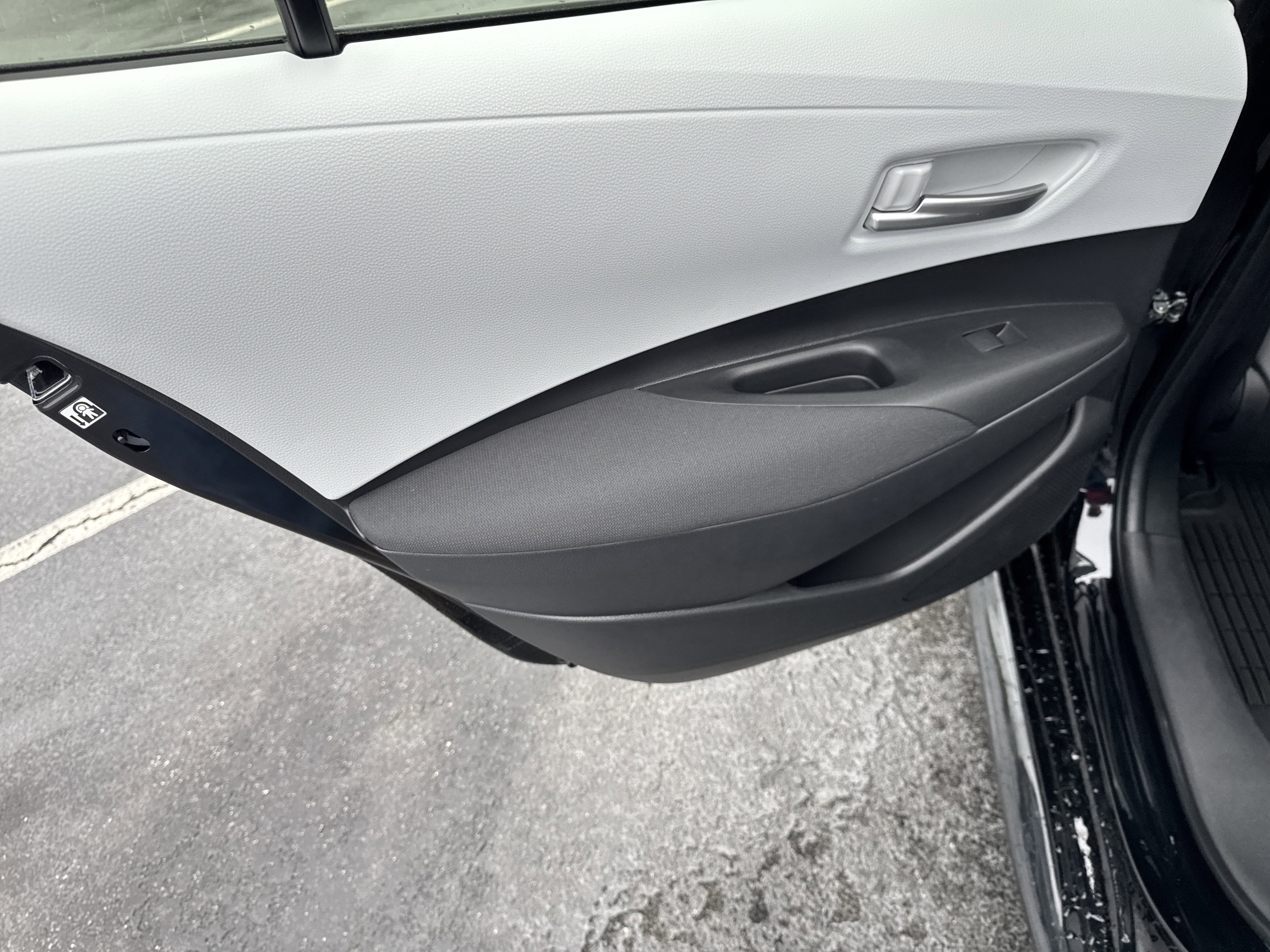 New 2026 Toyota Corolla SE FWD image 24