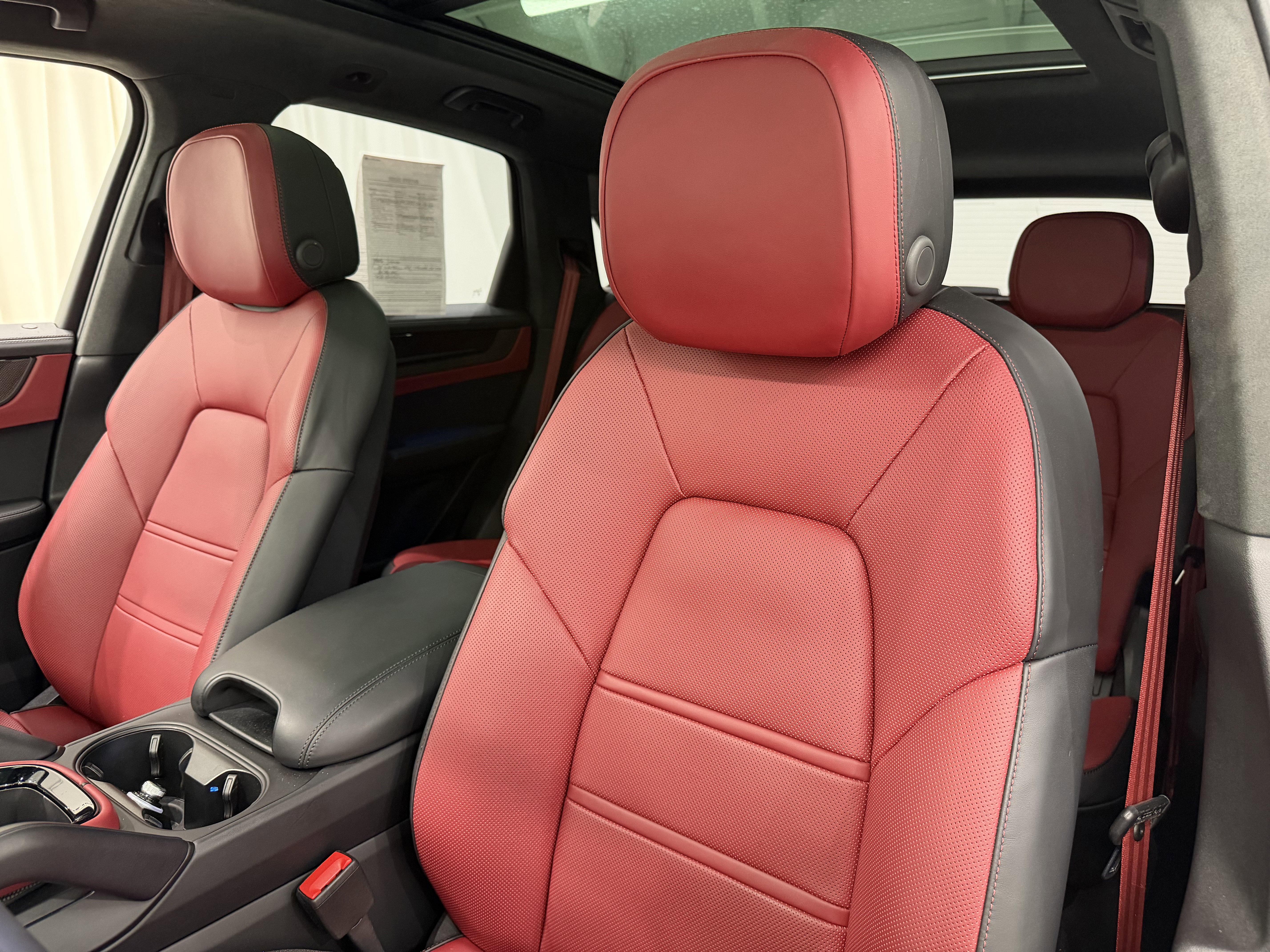 Certified 2026 Porsche Cayenne GTS image 5