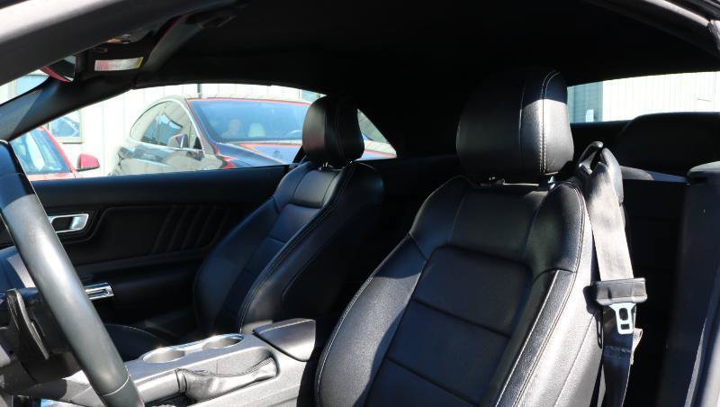 Used 2020 Ford Mustang Premium RWD image 12