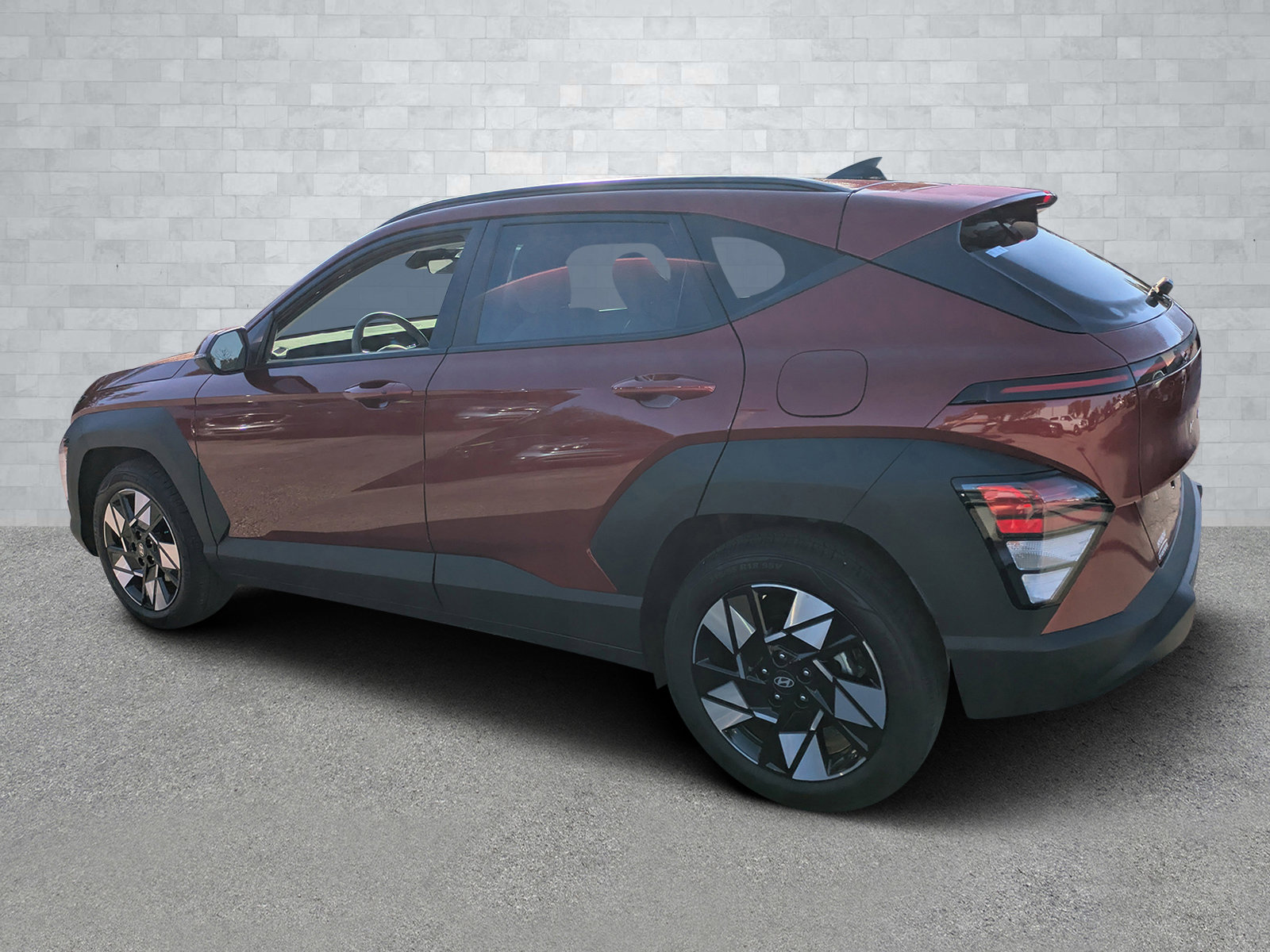 Used 2024 Hyundai Kona SEL image 7
