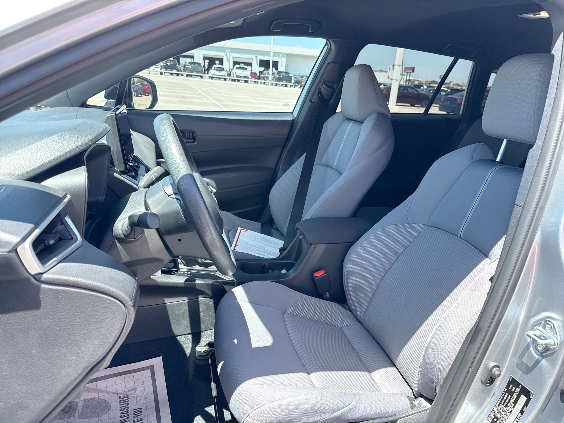 Used 2025 Toyota Corolla Cross AWD Hybrid image 13