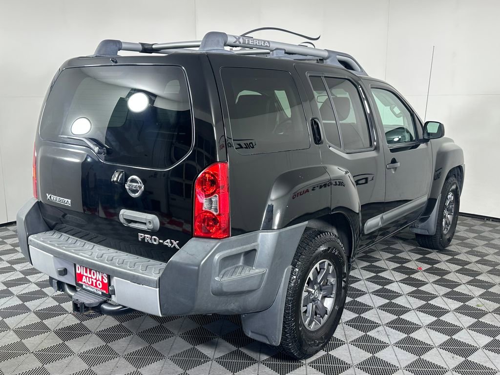 Used 2015 Nissan Xterra PRO-4X w/ Pro-4x Leather Package AWD/4WD image 7