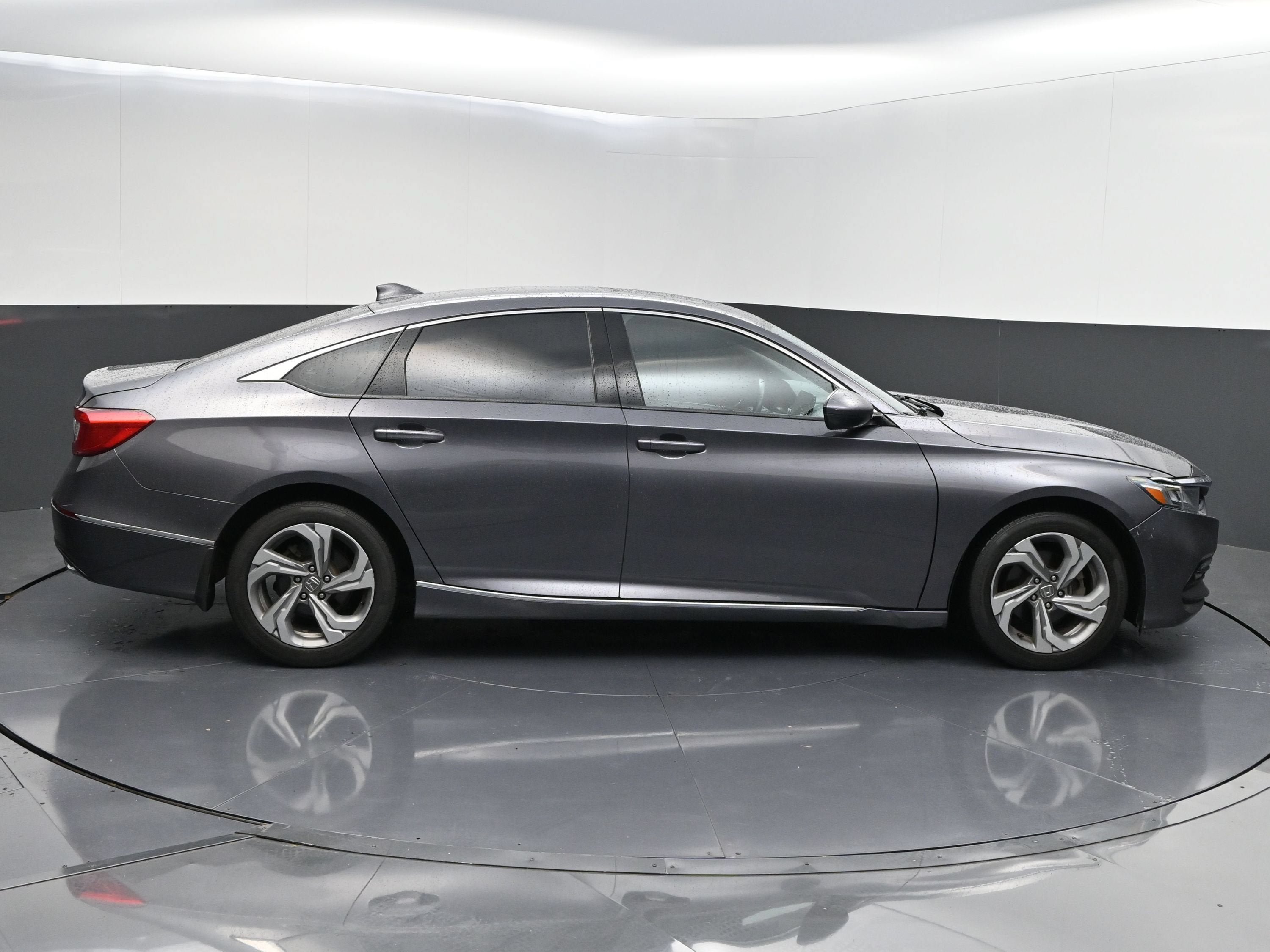 Used 2019 Honda Accord EX-L image 8