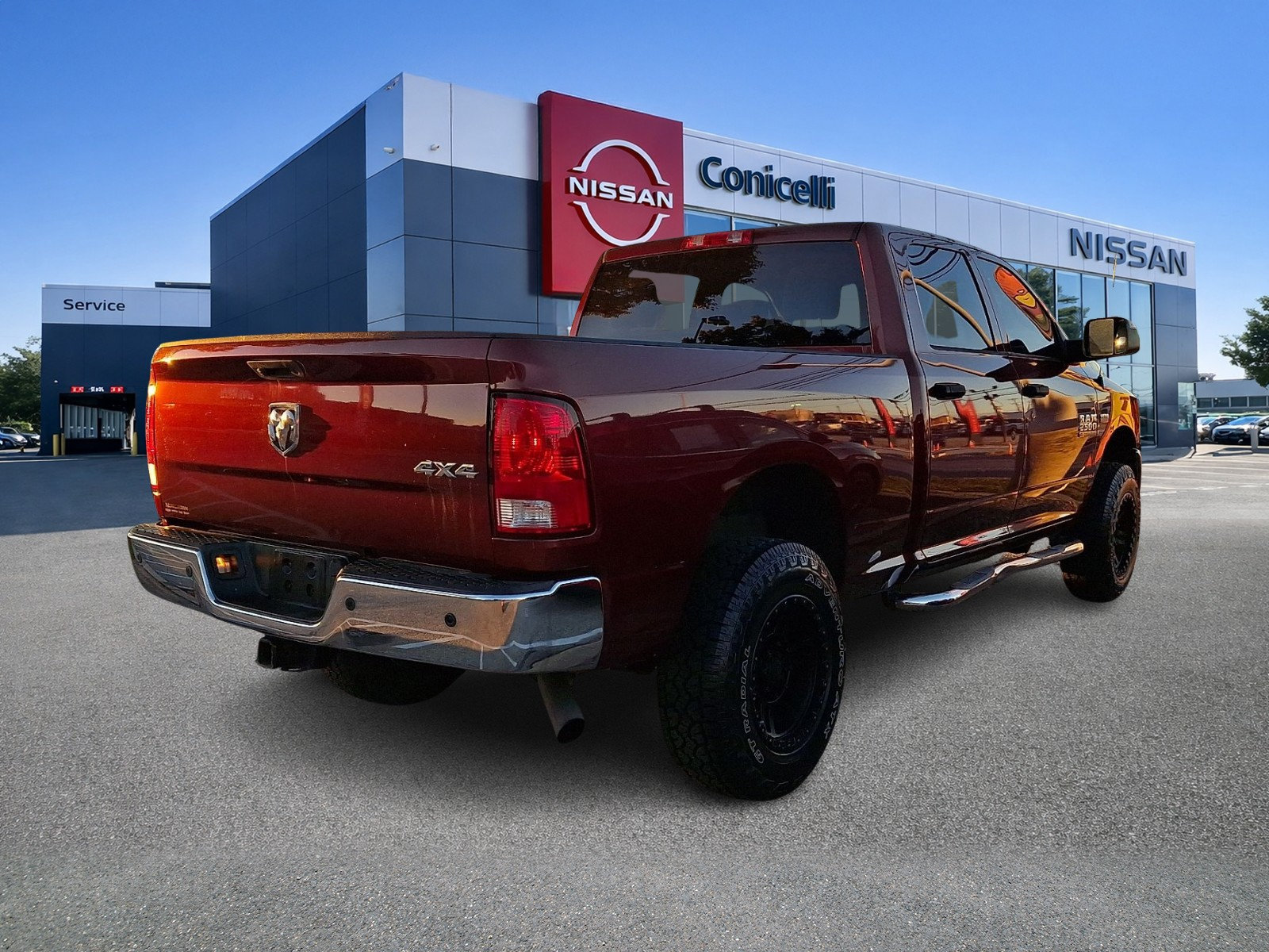 Used 2018 RAM 2500 Tradesman w/ Chrome Appearance Group AWD/4WD image 6