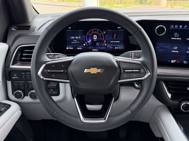 Used 2025 Chevrolet Tahoe Premier w/ Sun And Tow Package AWD/4WD image 13