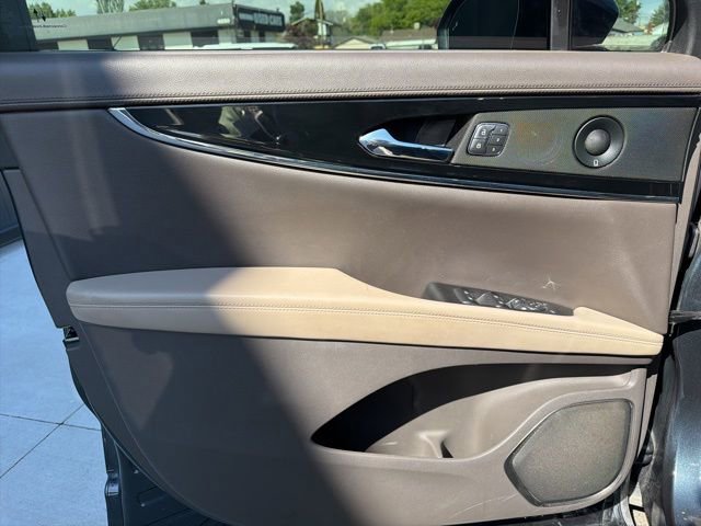 Used 2022 Lincoln Nautilus Reserve w/ Equipment Group 201A AWD/4WD image 20