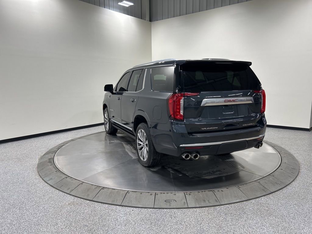 Used 2021 GMC Yukon Denali w/ Denali Premium Package image 8