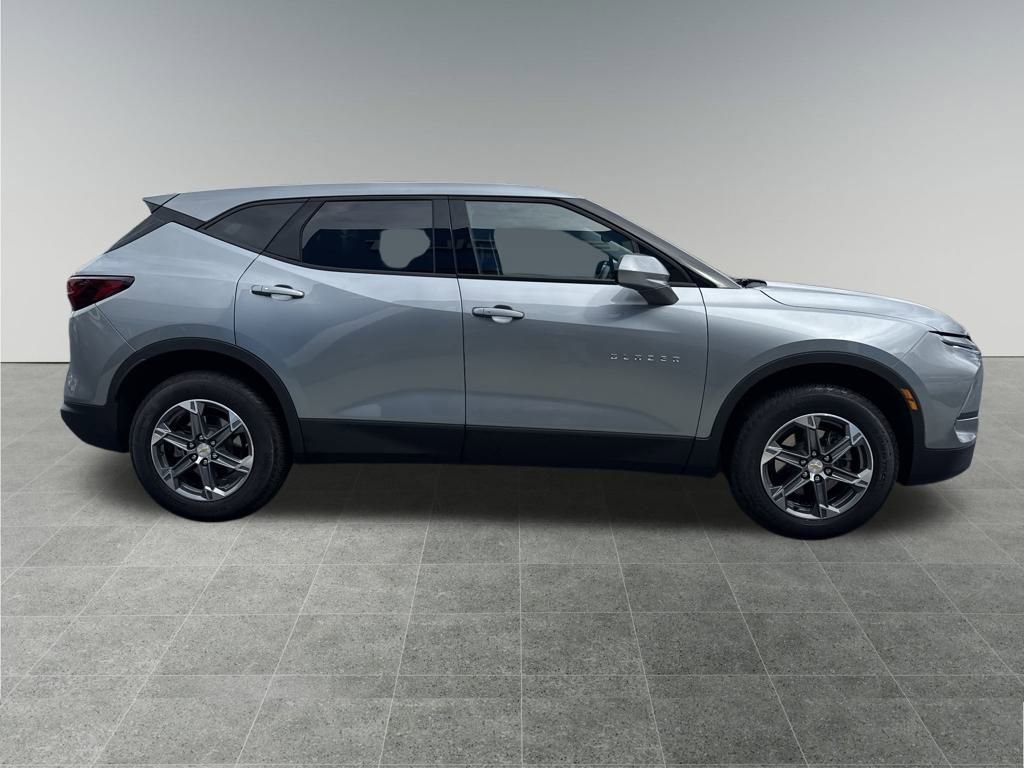 Used 2023 Chevrolet Blazer LT w/ LPO, Floor Liner Package image 7