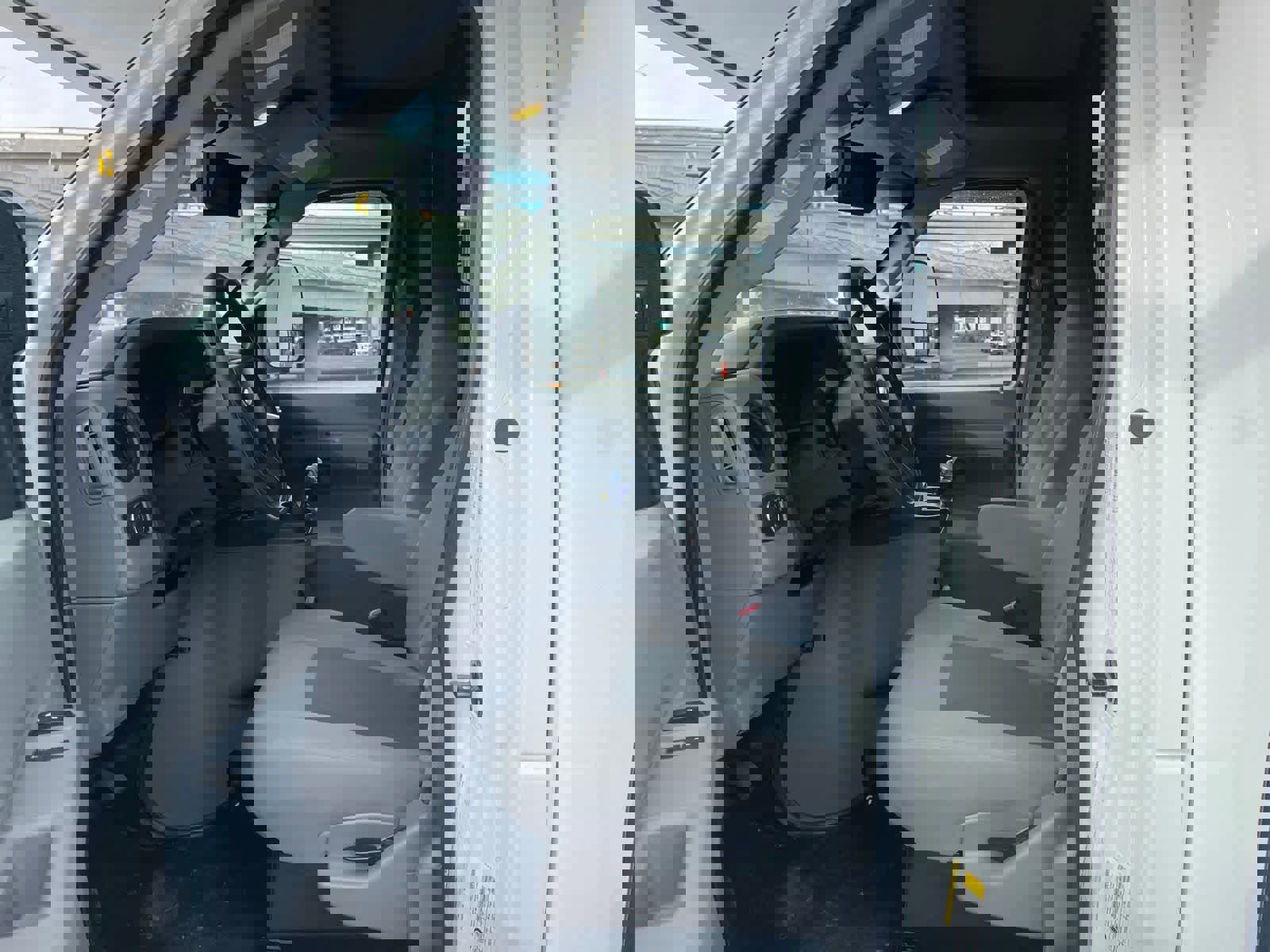 Used 2023 Ford E-450 and Econoline 450 Super Duty w/ Motorhome Prep Package RWD image 11