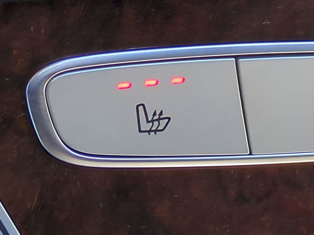 Used 2019 Mercedes-Benz GLC 300 4MATIC image 24