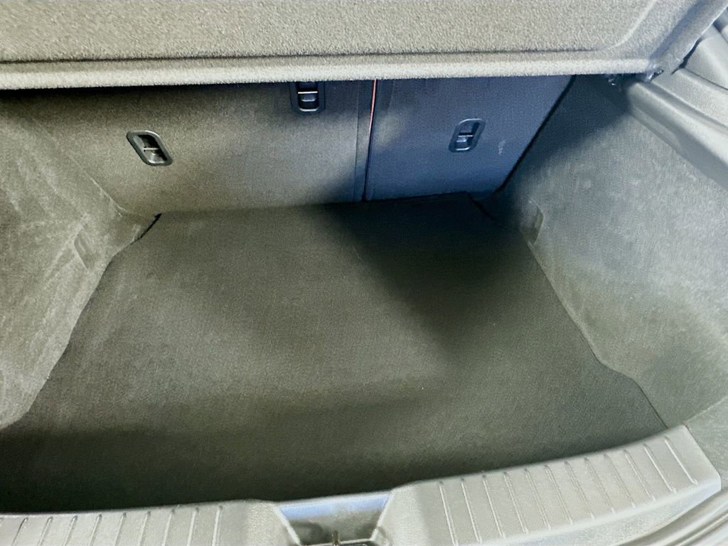 Certified 2025 MAZDA MAZDA3 Carbon AWD/4WD image 34