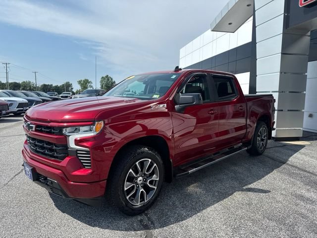 Used 2022 Chevrolet Silverado 1500 RST w/ Convenience Package II AWD/4WD image 3