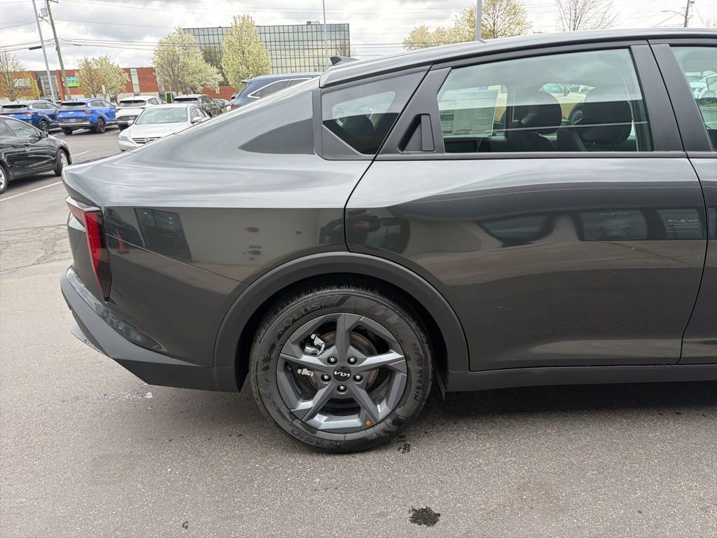 New 2026 Kia K4 LXS image 7