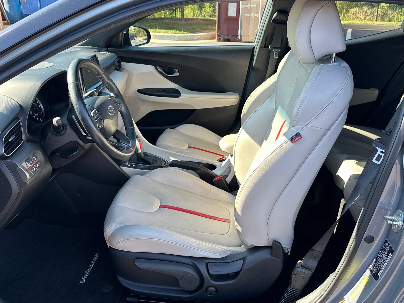 Used 2020 Hyundai Veloster Turbo Ultimate FWD image 11