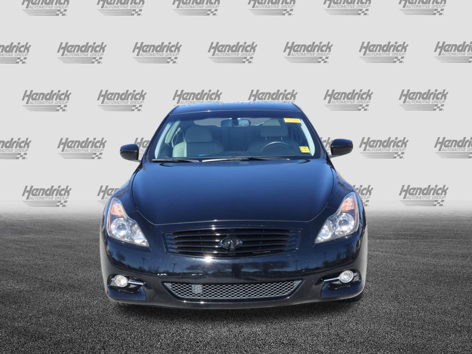 Used 2013 INFINITI G37 x w/ Premium Pkg image 3