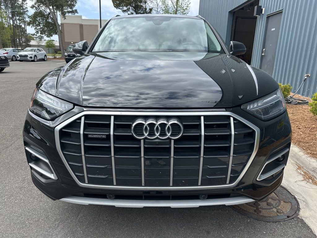Used 2023 Audi Q5 Prestige w/ Prestige Package image 2