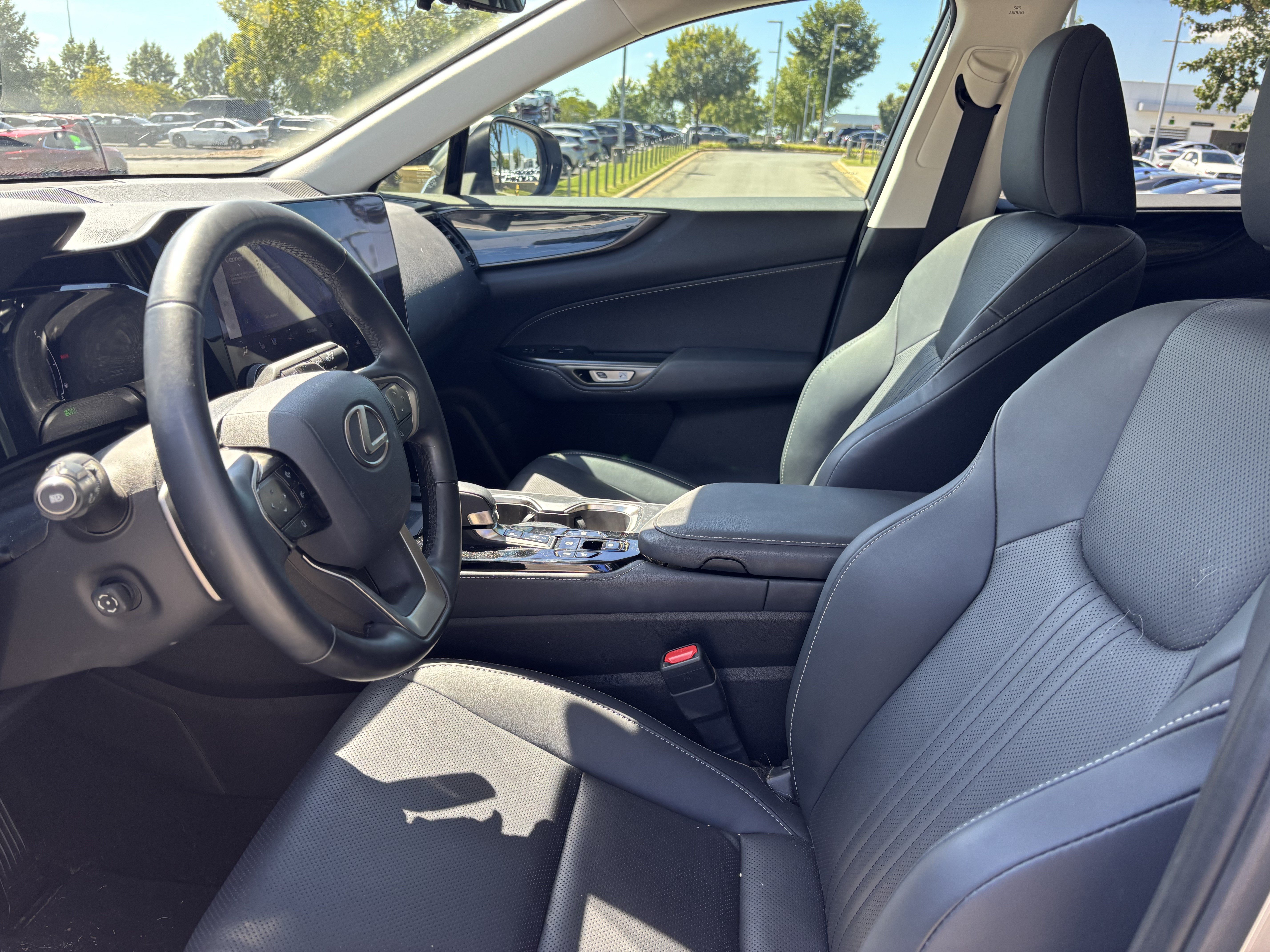 Used 2024 Lexus NX 350h AWD image 18