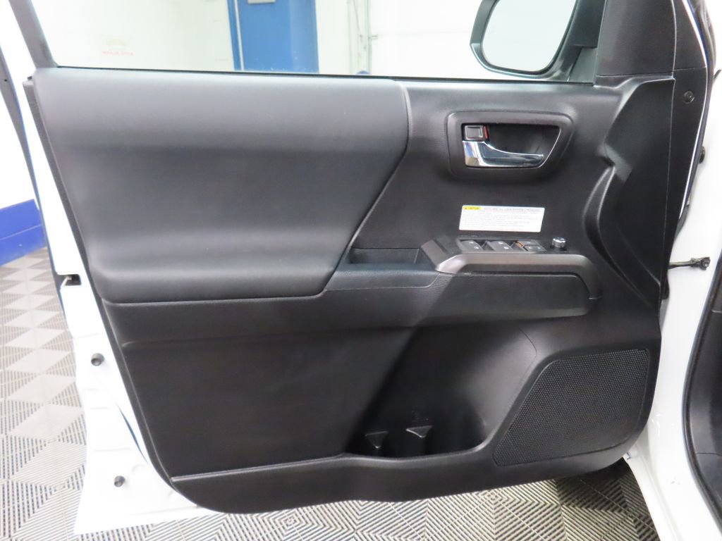 Used 2017 Toyota Tacoma TRD Pro image 51