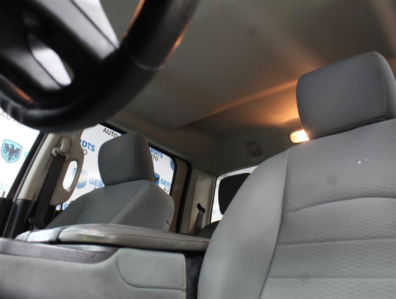 Used 2013 RAM 3500 Tradesman w/ Chrome Appearance Group AWD/4WD image 8