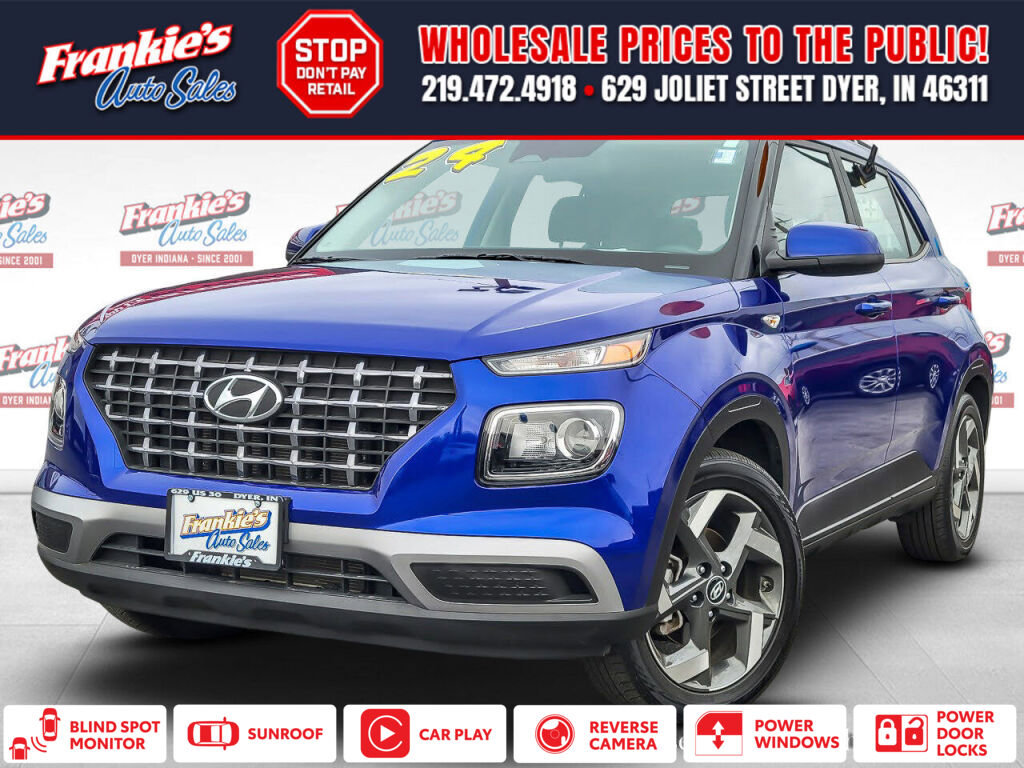 Used 2024 Hyundai Venue SEL image 1