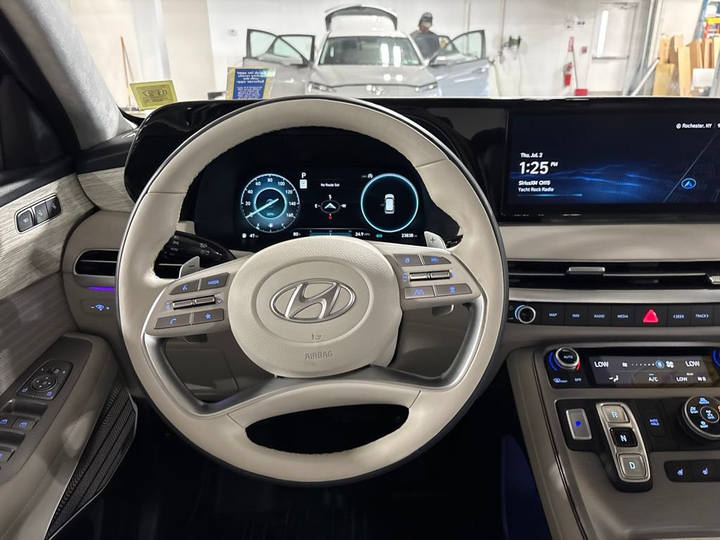 Used 2024 Hyundai Palisade Calligraphy AWD/4WD image 12