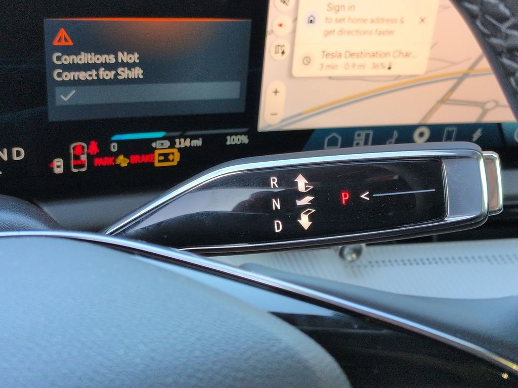 Certified 2026 Cadillac Optiq Sport 2 w/ LPO, Floor Liner Package image 19