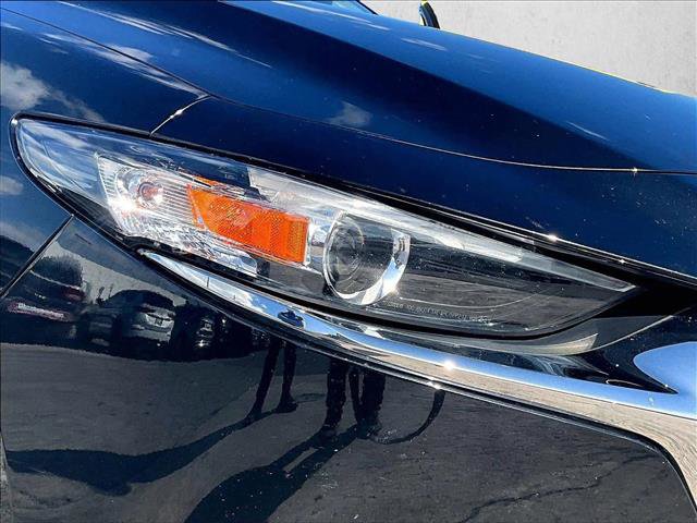 Used 2021 MAZDA MAZDA3 s image 30