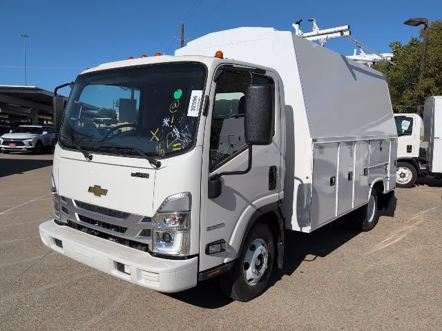 New 2025 Chevrolet Low Cab Forward RWD image 15