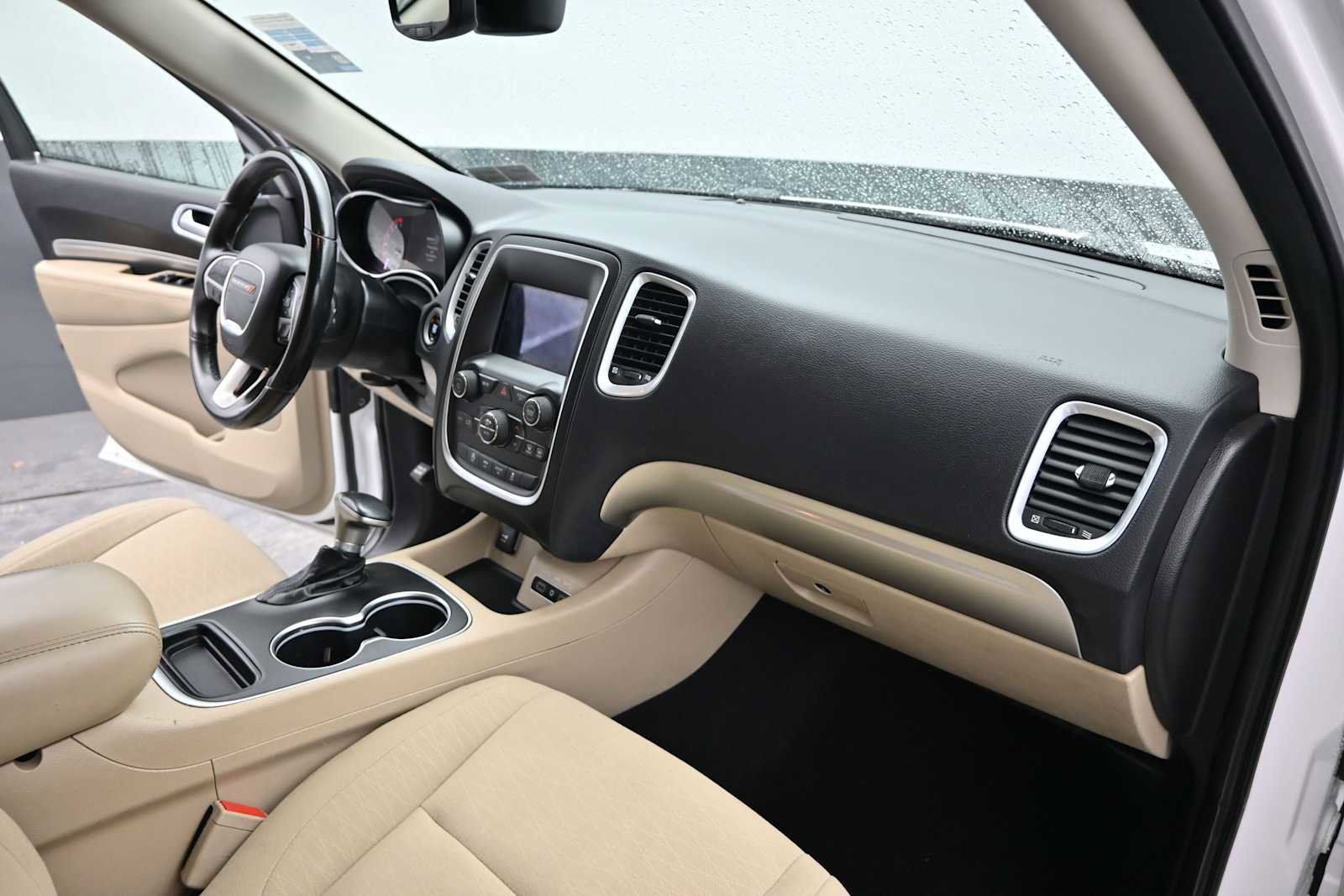 Used 2020 Dodge Durango SXT w/ 3rd Row Seating Group RWD image 22
