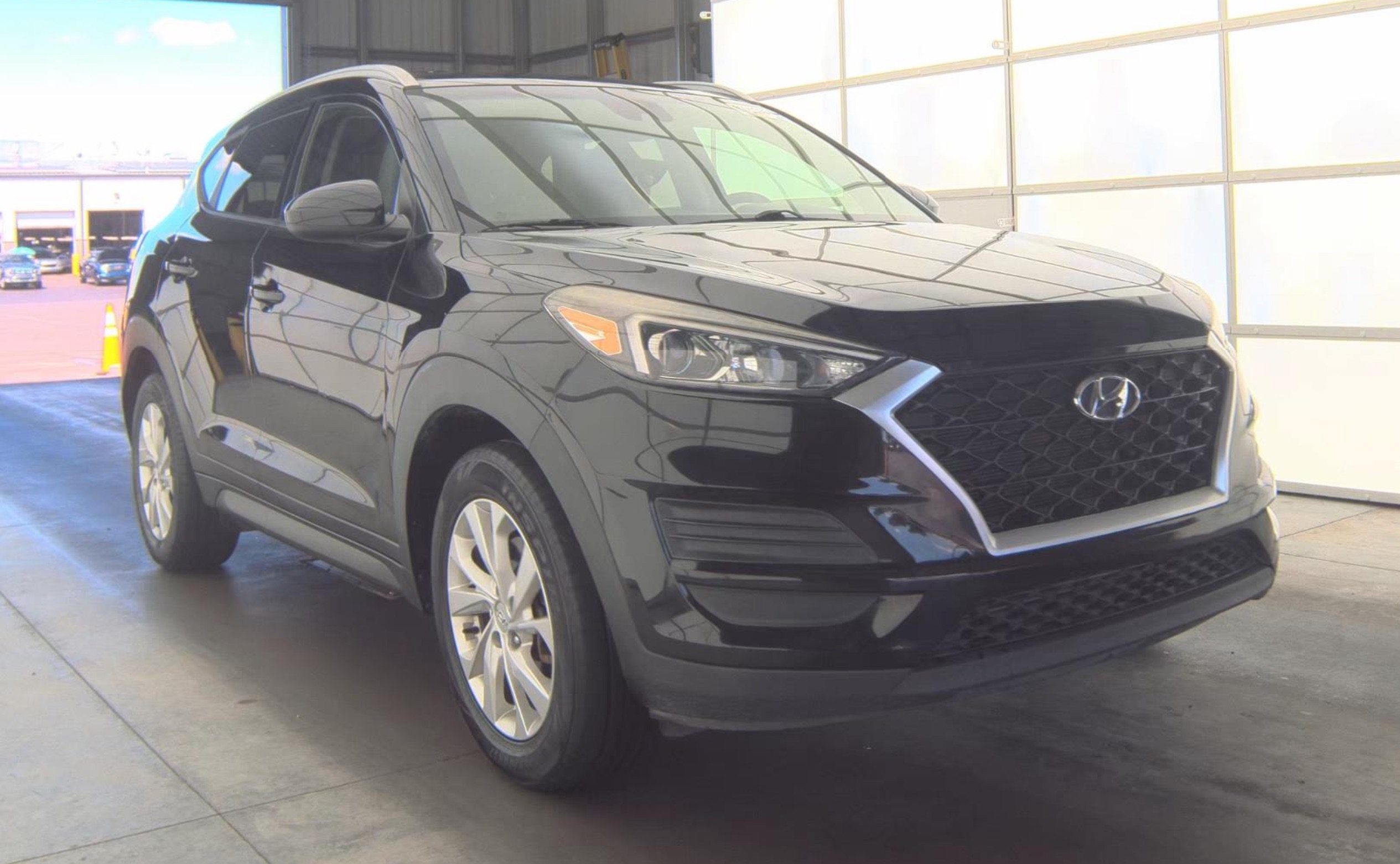 Used 2019 Hyundai Tucson Value FWD image 3