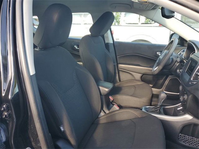 Used 2021 Jeep Compass Sport image 29