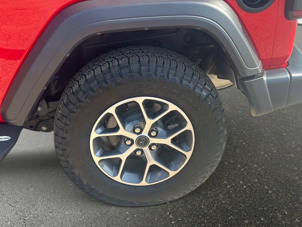 Used 2025 Jeep Wrangler Sport image 10