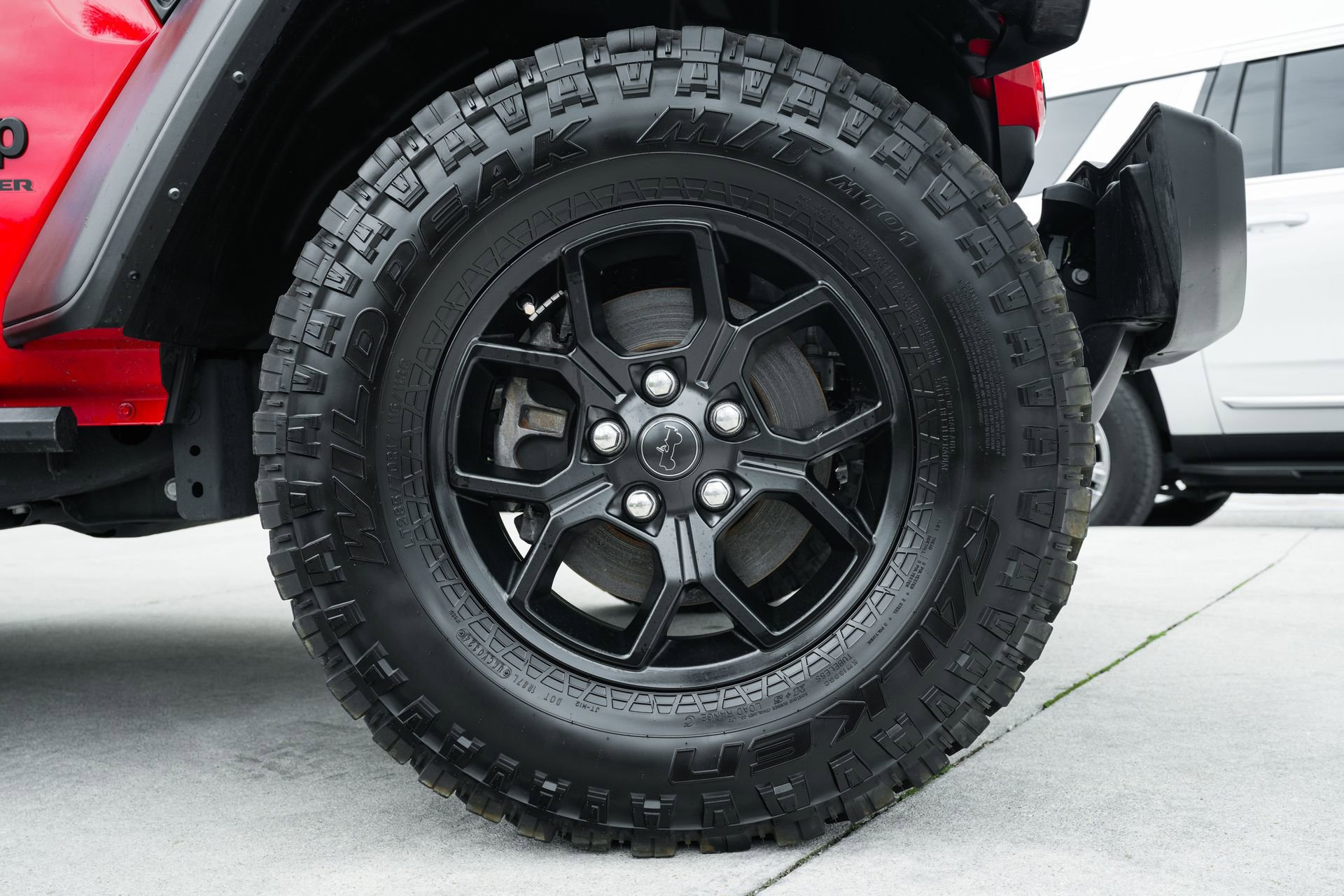 Used 2024 Jeep Wrangler Willys image 28