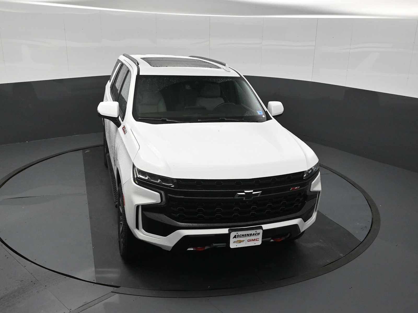 Used 2023 Chevrolet Tahoe Z71 w/ Luxury Package AWD/4WD image 11