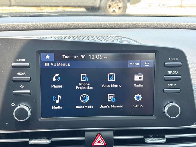 Used 2025 Hyundai Elantra SE FWD image 26