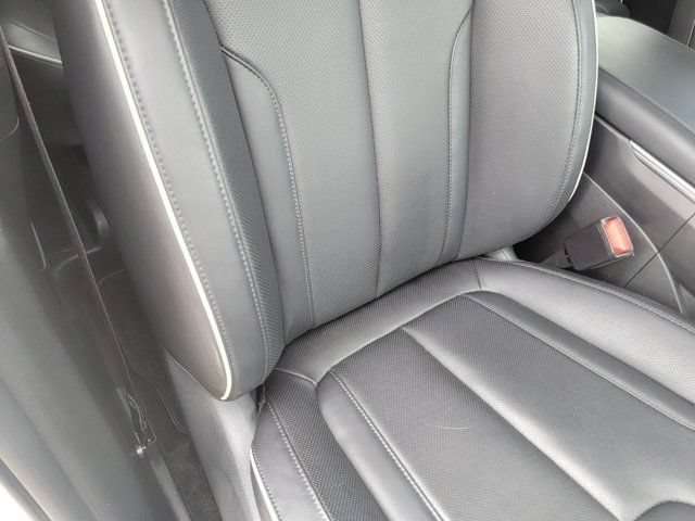 Used 2023 Hyundai Palisade SEL FWD image 11