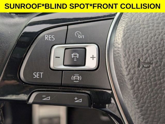 Used 2021 Volkswagen Tiguan SE R-Line w/ 3rd Row Seat Package image 17