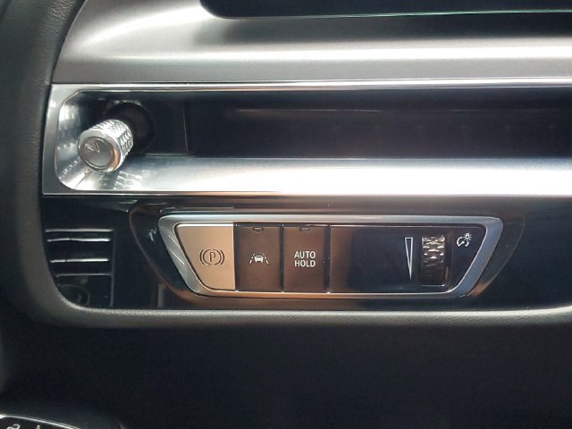 Used 2024 Cadillac Lyriq Tech RWD image 26