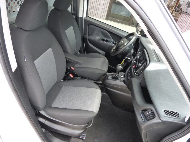 Used 2020 RAM ProMaster City Tradesman SLT FWD image 24