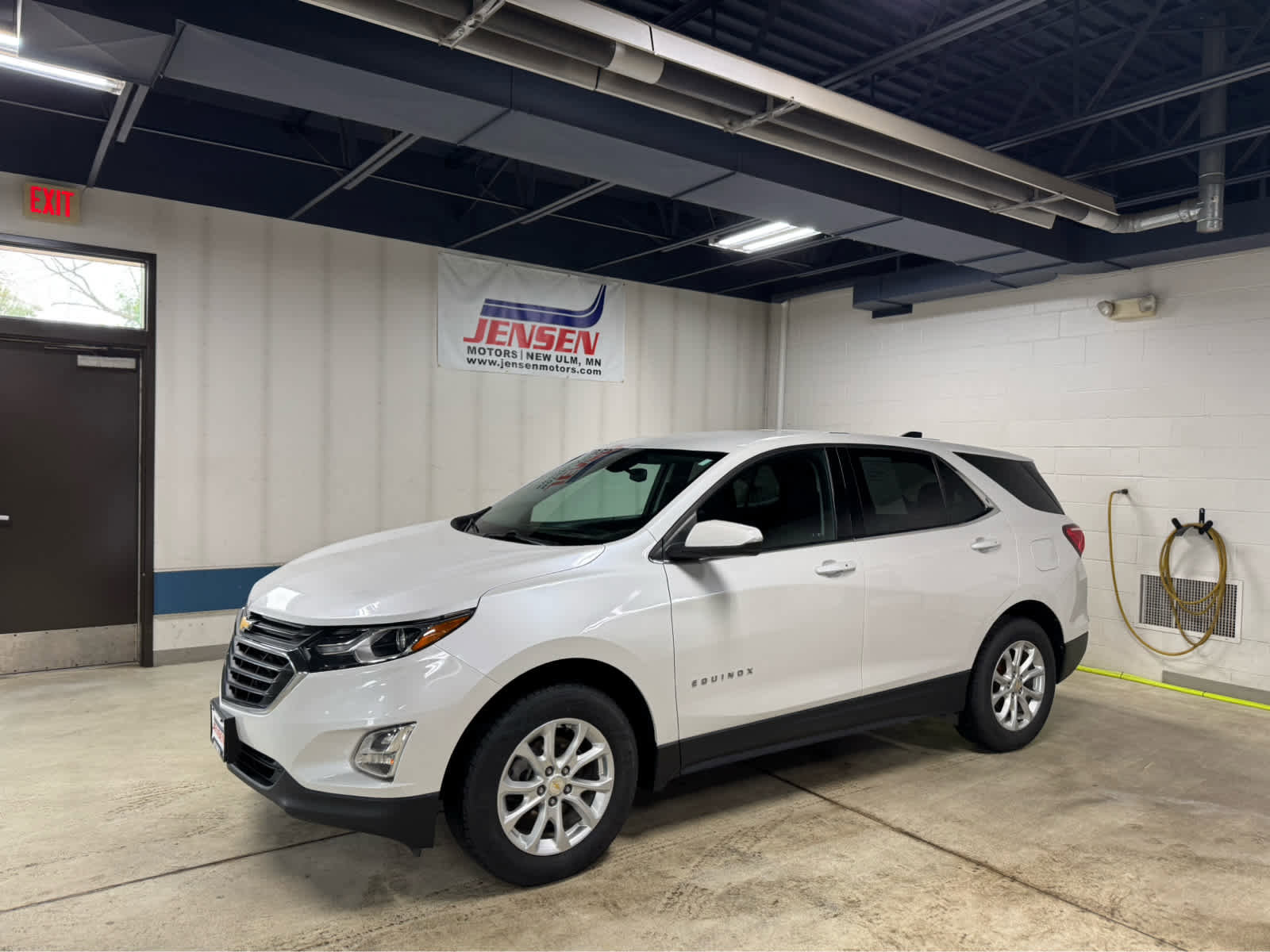 Used 2019 Chevrolet Equinox LT image 1